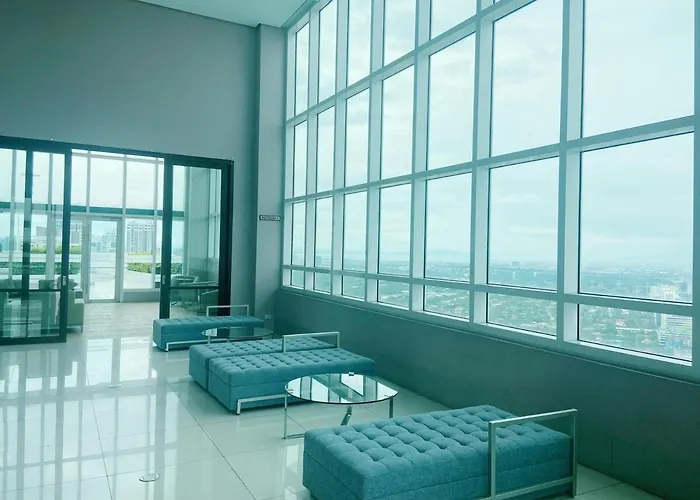 Apartment Cozy At Makati With Netflix, Pool & Wifi *