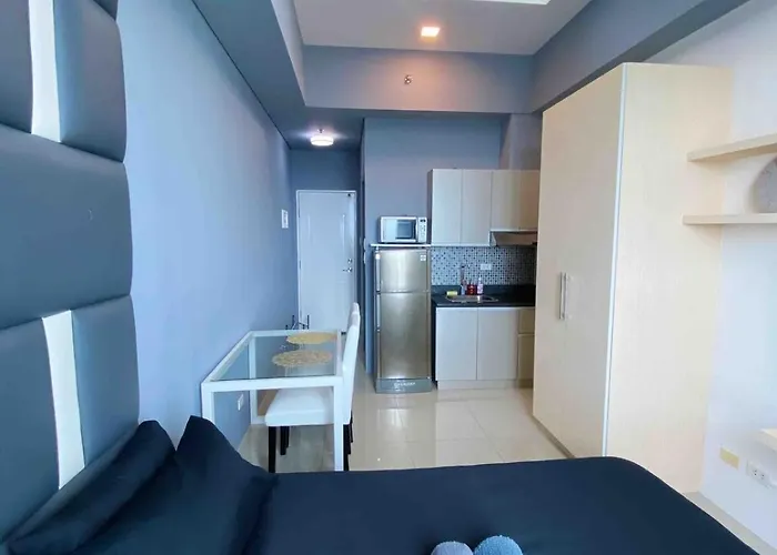 Apartment Cozy At Makati With Netflix, Pool & Wifi Manila